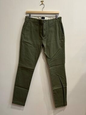 J. Crew Men’s Olive Green Stretch Chino Pants 31x32